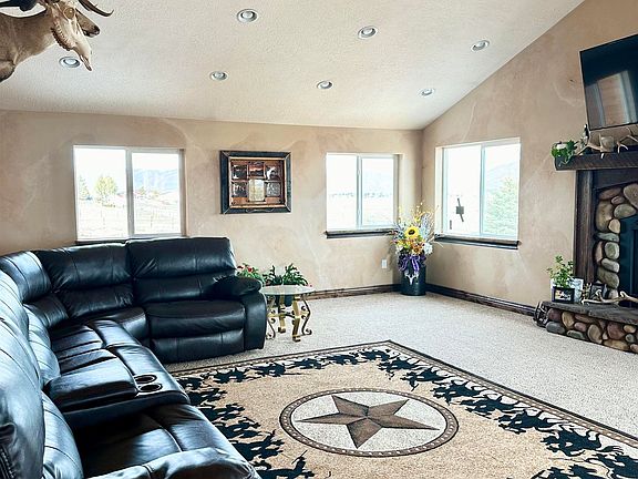 5th image of 113 Thors Ln