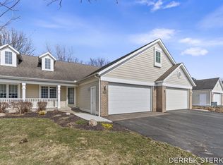 8955 N Clearwater Dr, Zeeland, MI
