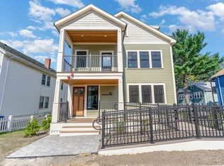 95 Walnut St #3, Brookline, MA 02445