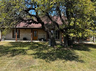 7404 Prather Rd, Springtown, TX 76082