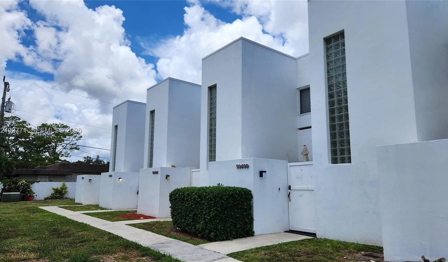 Park Place Townhomes — Photo 1