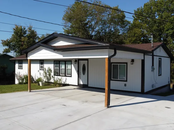 621 Hilltop Dr, Morristown, TN 37814