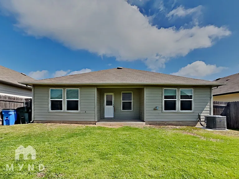 916 Cinnamon Teal — Photo 16