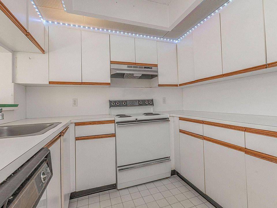 1st image of 12950 SW 4th Court #211H