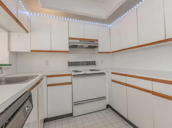 12950 SW 4th Court #211H, Pembroke Pines, FL 33027