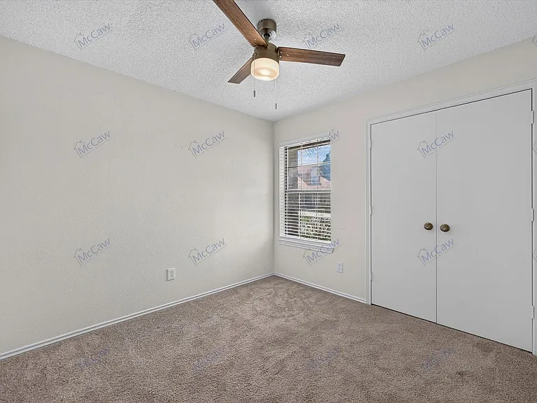 2813 Newkirk Ct — Photo 10