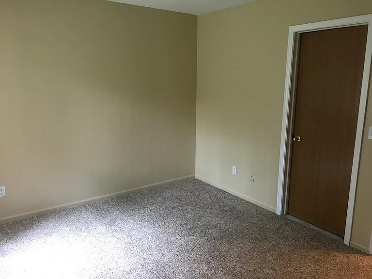 42825 Lilley Pointe Dr — Photo 16