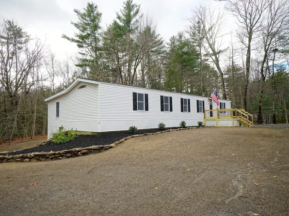 30 Brian Street, Sandown, NH 03873