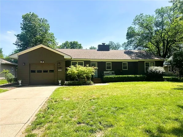 1382 Marblecrest Dr, Fort Scott, KS 66701