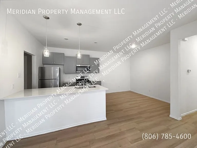 5506 Itasca St #B — Photo 5
