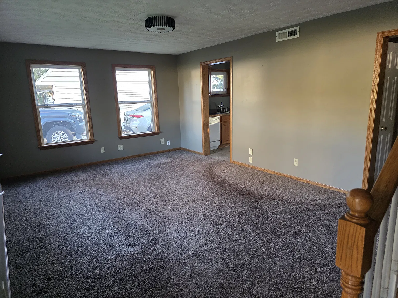 3 bed, 1190 sqft, $1,675 — Photo 2