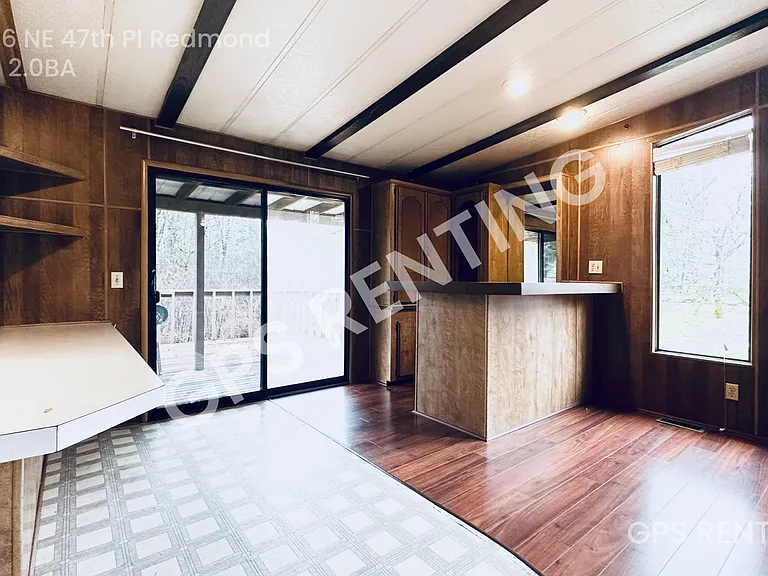 25706 NE 47th Pl — Photo 7