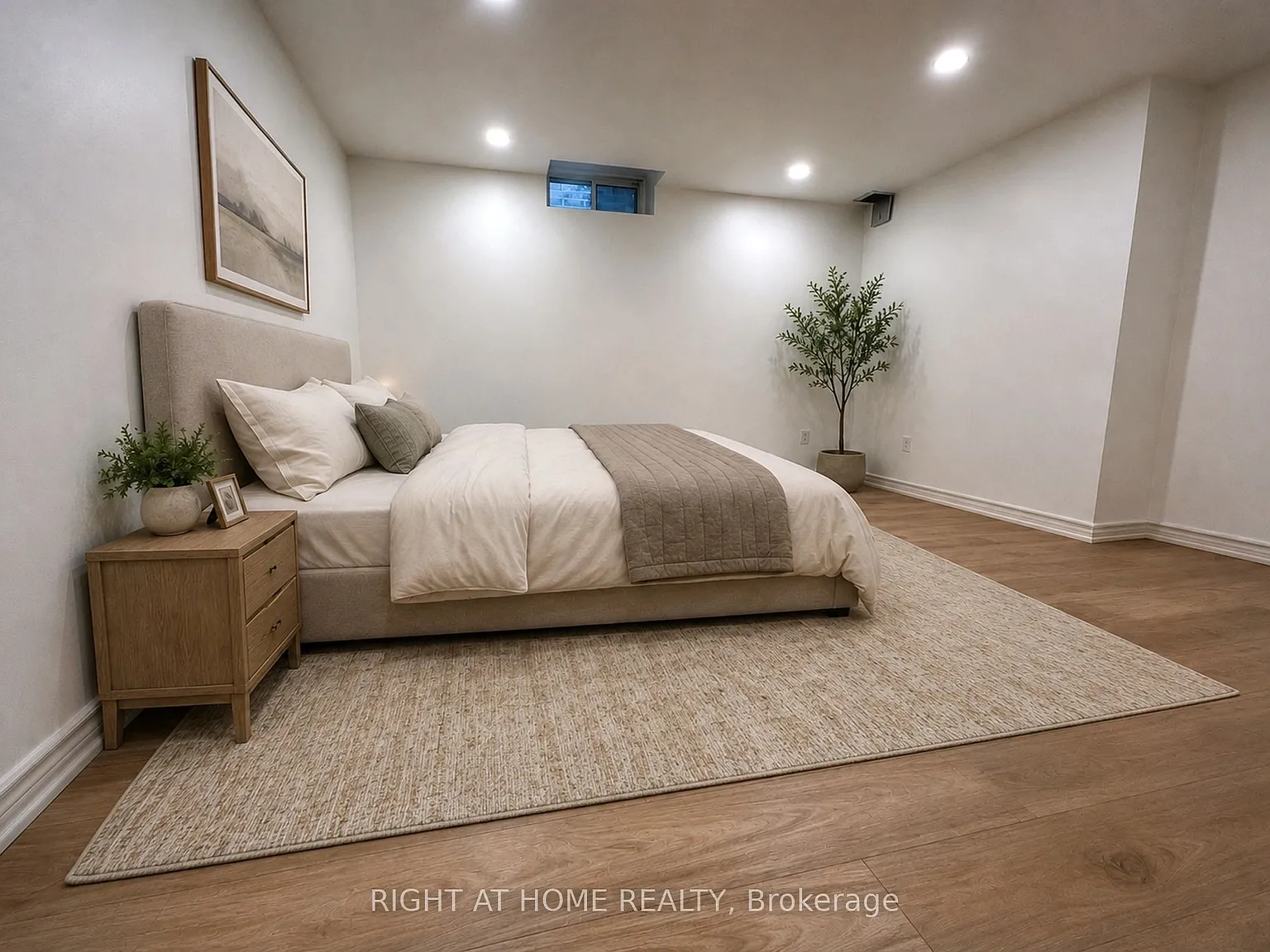 2 bed, $1,900 — Photo 3