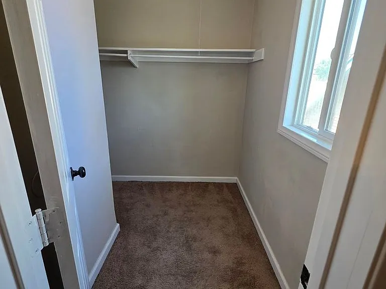2641 N Arrowhead Ave — Photo 26