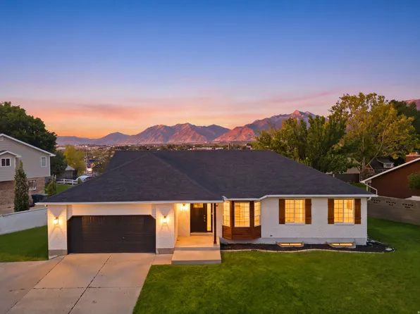 11753 S Lampton View Dr, Riverton, UT 84065