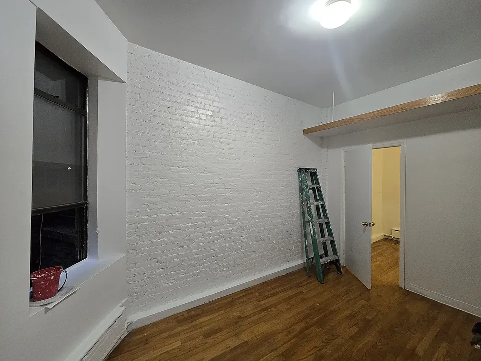1374 York Ave #1B