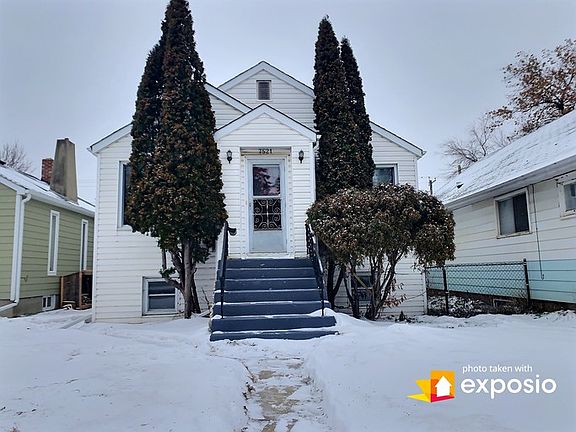2nd image of 7521 112th Ave NW