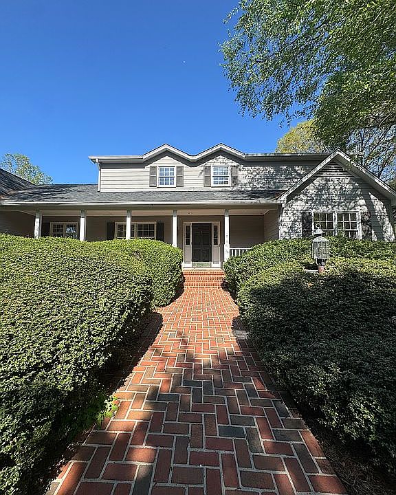 1st image of 130 Pine Knoll Dr