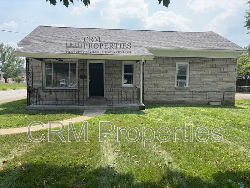 1st image of 1019 N McCann St