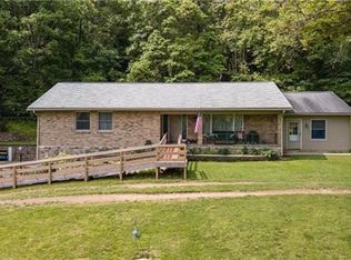 155 Tumble Creek Rd, Easton, PA 18042