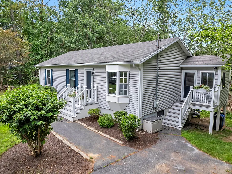 13 Dean Rd