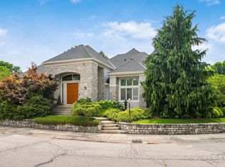 801 Crestway Dr, Columbus, OH 43235