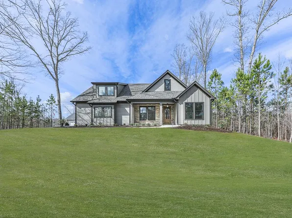 525 Meadow Cir, Ellijay, GA 30540