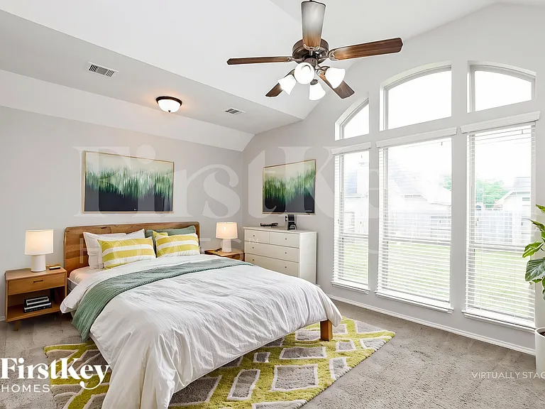 10402 Golden Hearth Ln — Photo 9