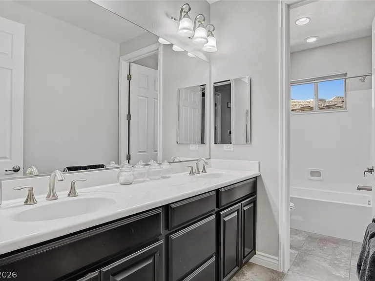 11 Grand Masters Dr — Photo 69
