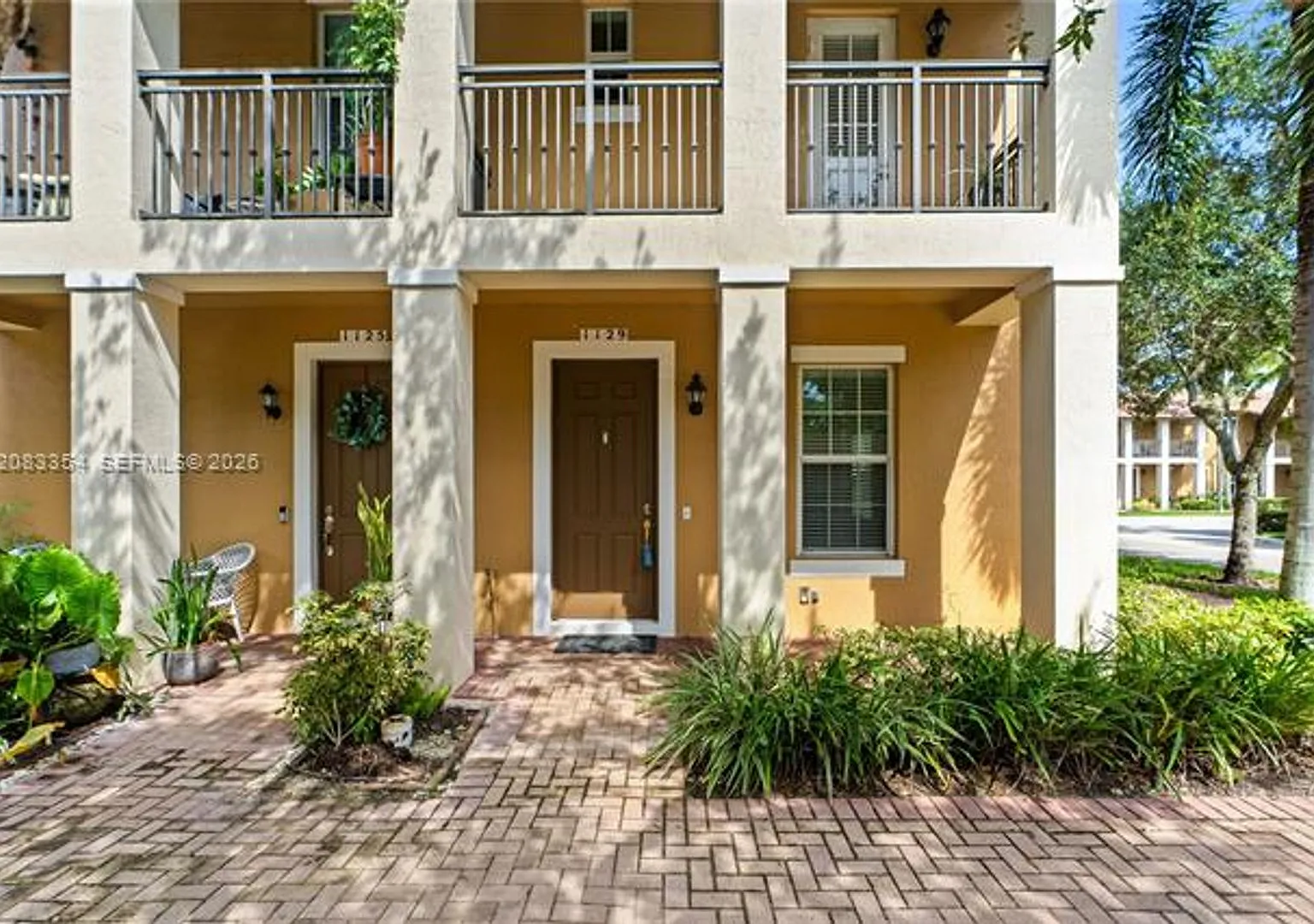 1129 SW 147th Ter th 1129, Pembroke Pines, FL 33027 — Photo 2