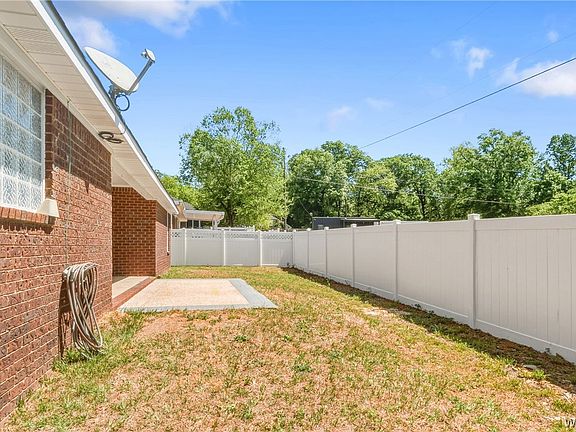 5th image of 1423 Plantation Ln