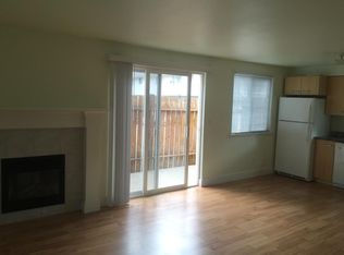 20415 28th Ave W #C, Lynnwood, WA 98036