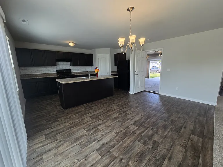 129 Maple Tree Ln — Photo 14