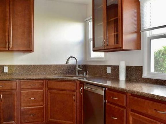 Plenty of kitchen storage