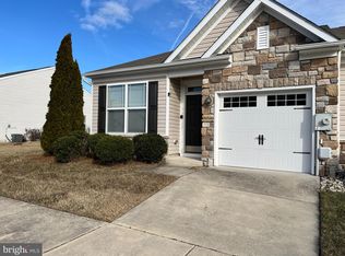 60 Cresthaven Ln, Dover, DE 19901