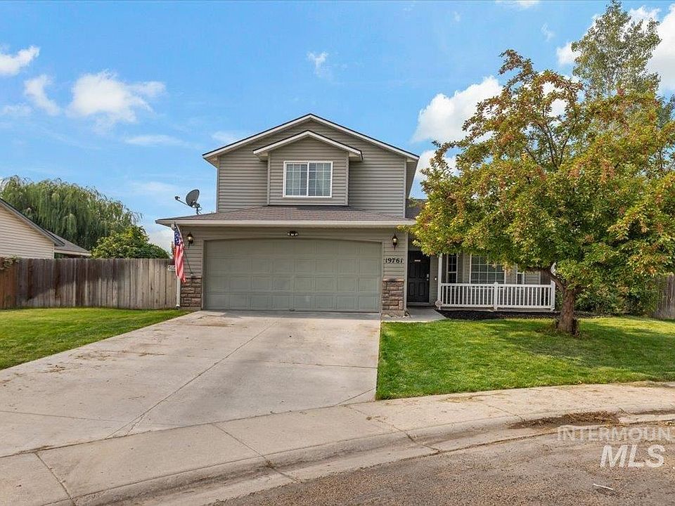 1st image of 19761 Cumberland Way