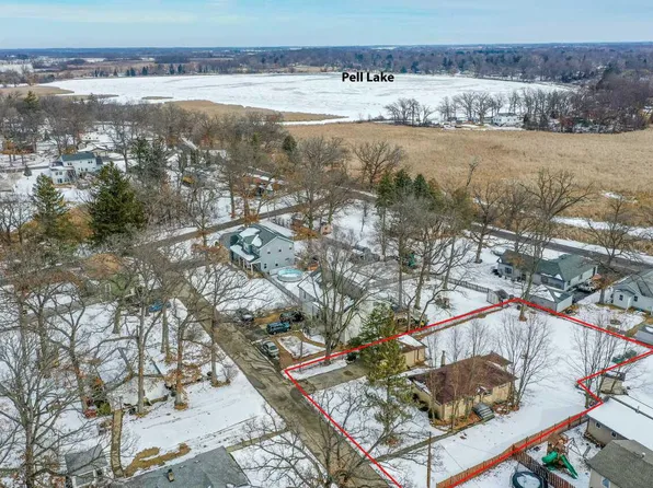 N1222 Beech DRIVE, Genoa City, WI 53128