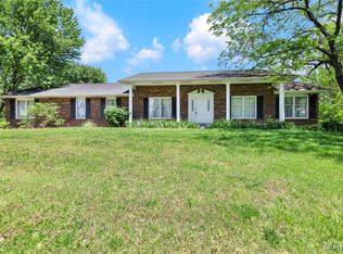 213 Dardenne Farms Dr, Saint Charles, MO 63304