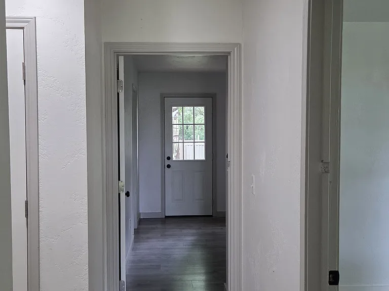 4848 FM 2484 — Photo 29