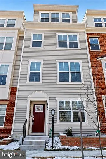 7105 Littlemore Way photo 1