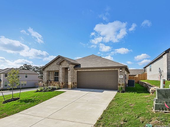3rd image of 25920 Marigold Oaks