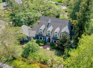 6 Driftway St, Chatham, NJ 07928