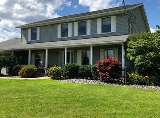 4667 Crews Hood Rd SE, Girard, OH 44420