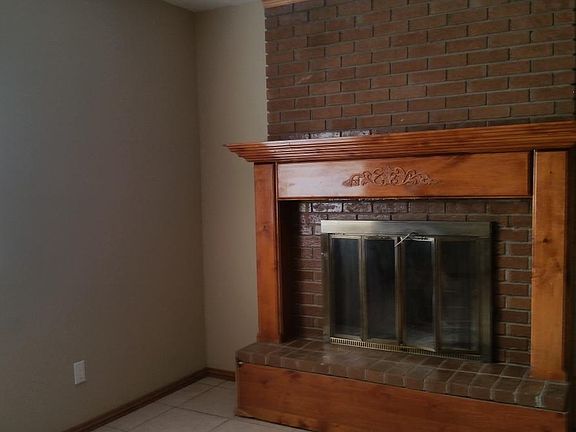 2nd image of 646 N Kachina
