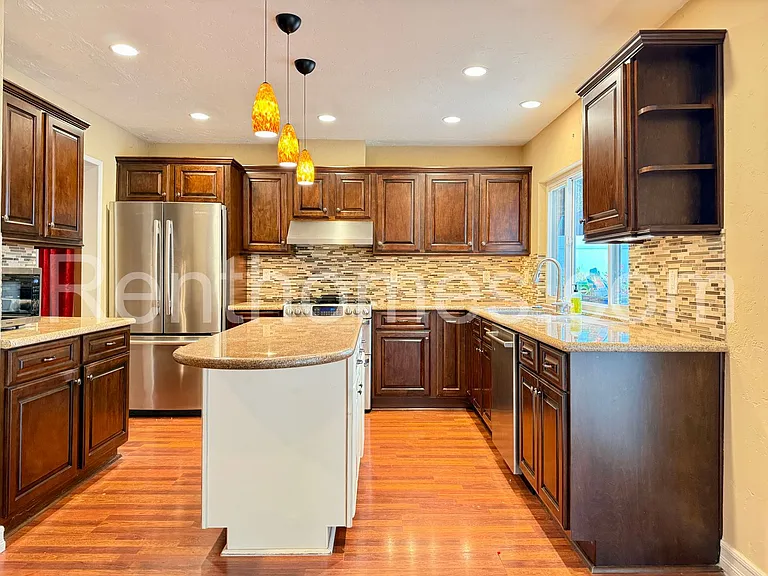 11339 Red Cedar Ln — Photo 7