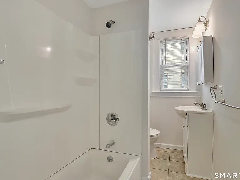 50 Clinton St #1 — Photo 9