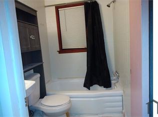 7250 Cherokee Ave #B, Taylor, MI 48180