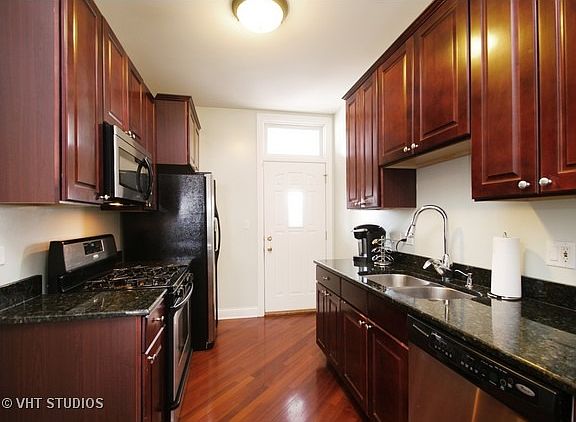4th image of 4009 N Leamington Ave #2