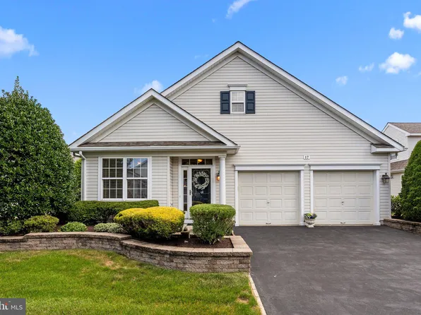17 Sweet William Way, Langhorne, PA 19047