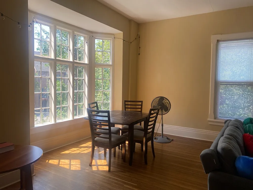 2 bed, $1,675 — Photo 2